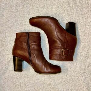 Cole Haan leather boots 5.5